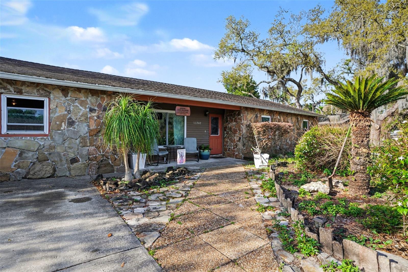 11207 CREEKVIEW DRIVE