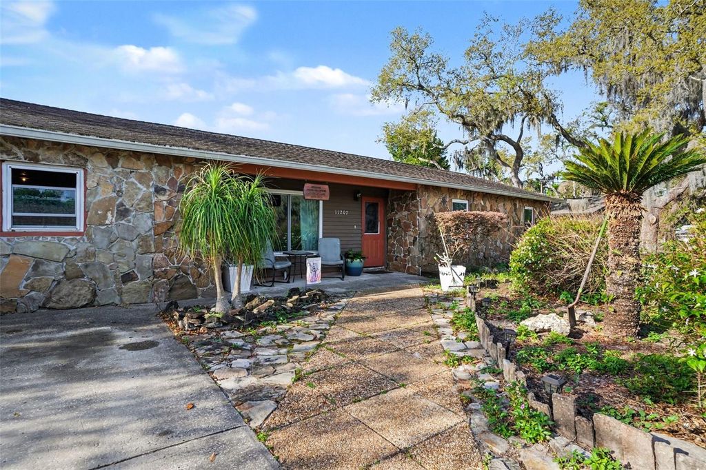 Photo of 11207 Creekview Drive, Riverview, FL 33569 (MLS # TB8493247)