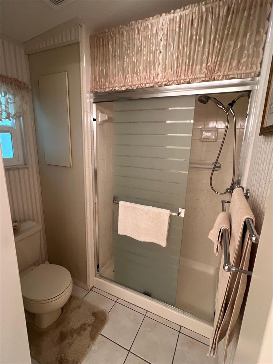 PARADISE ISLAND CO-OP INC - Residential