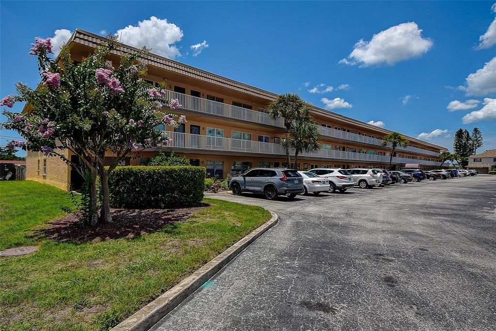Photo of 6400 46th Avenue N #307, Kenneth City, FL 33709 (MLS # TB8347625)