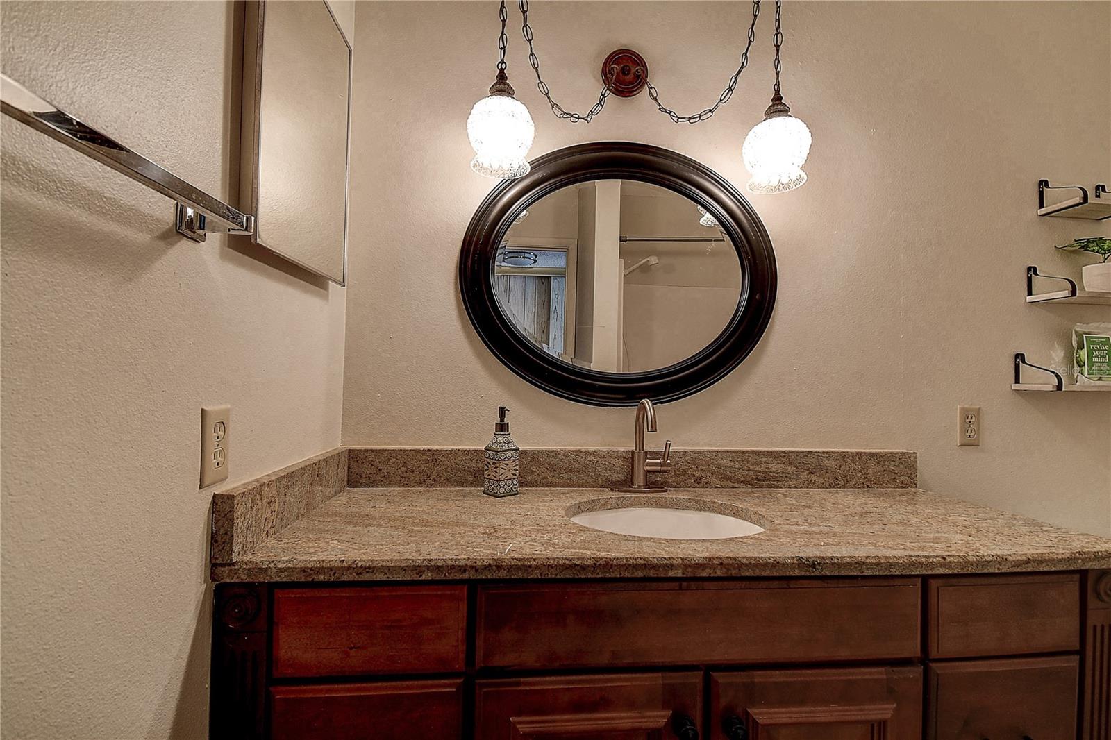 WILLOW LAKE BLDG 5 CONDO - Residential