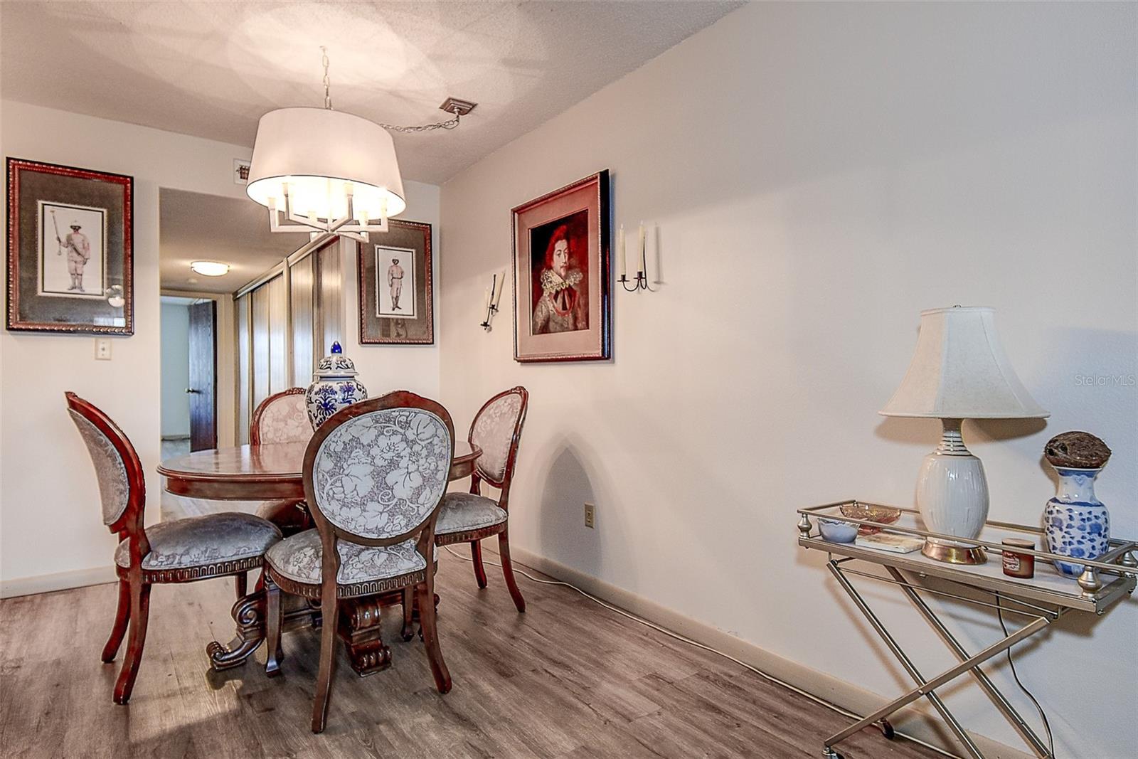 WILLOW LAKE BLDG 5 CONDO - Residential