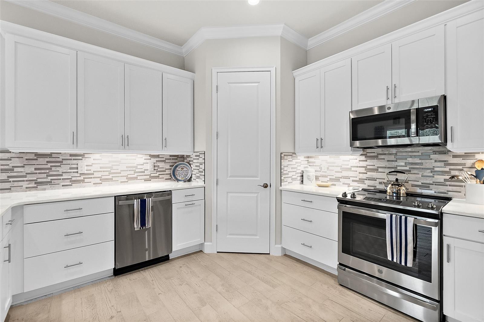 PLANTATION BAY SEC 2A-F UN 13 - Residential