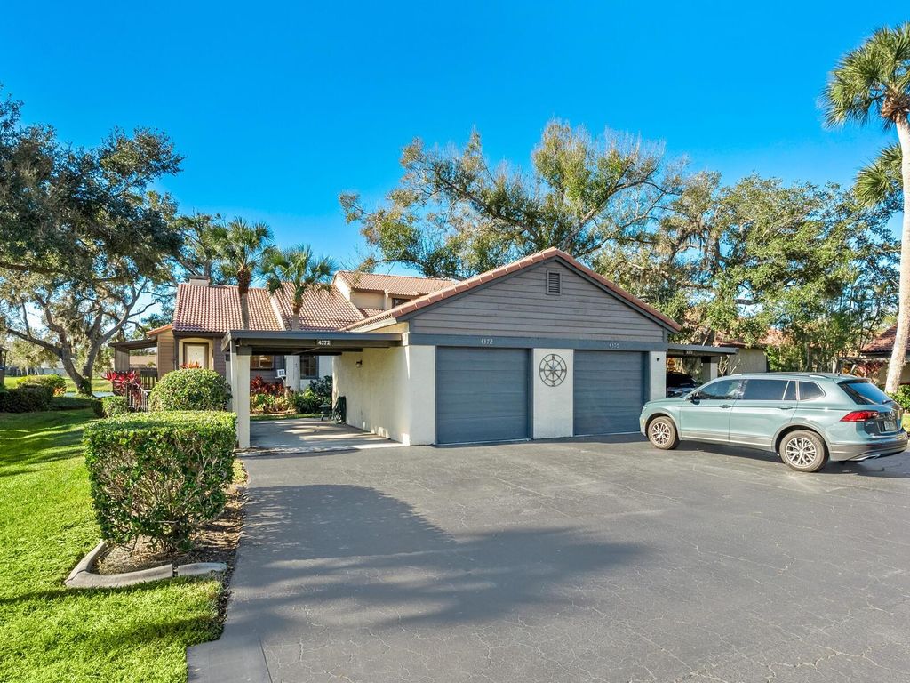 Photo of 4372 Trails Drive #15-1, Sarasota, FL 34232 (MLS # A4678938)