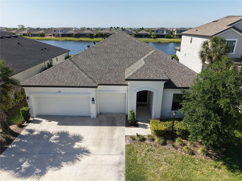 Photo of 16319 Mount Holly Drive, Bradenton, FL 34211 (MLS # A4689717)