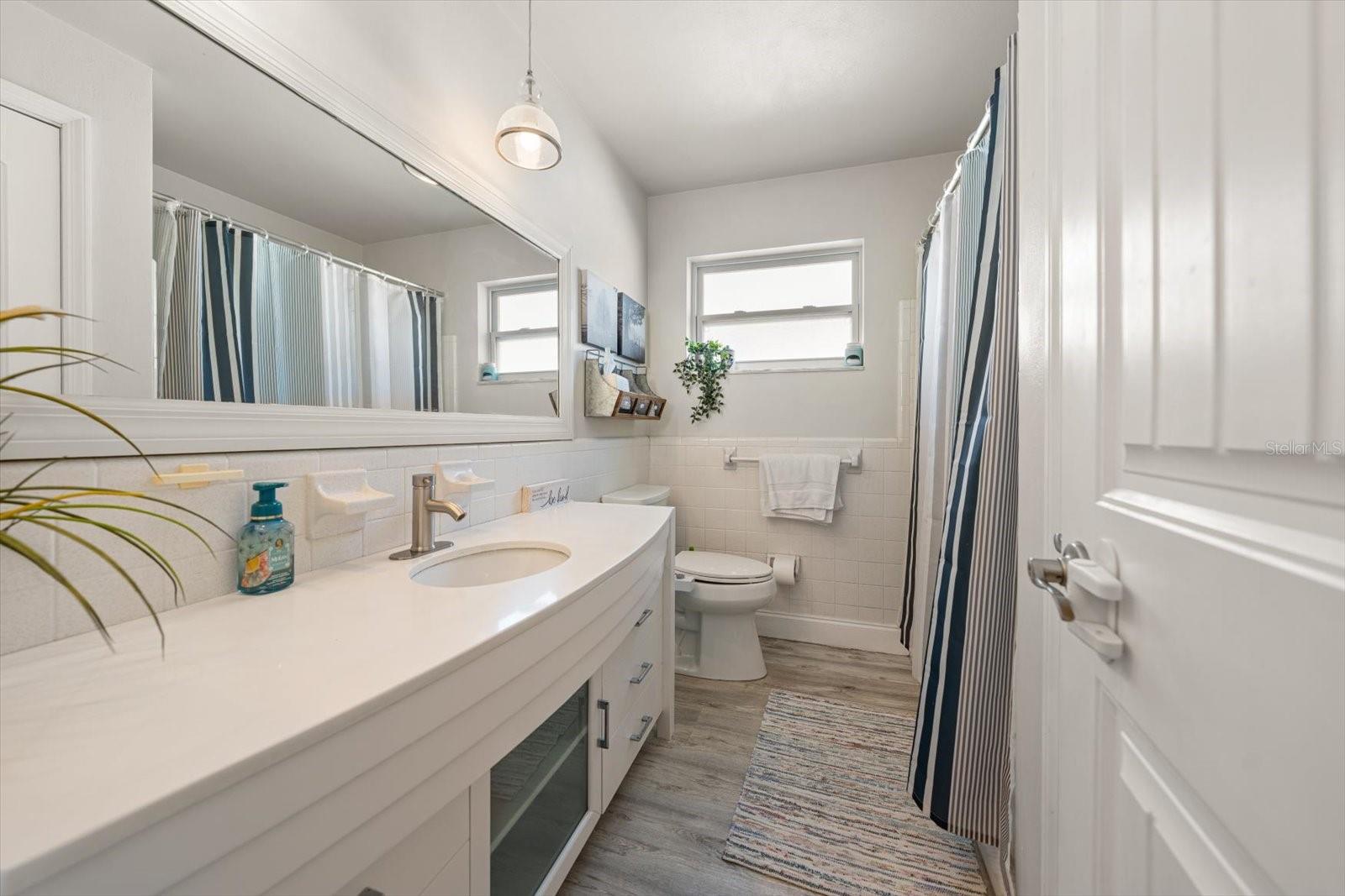 URBAN LAKE ESTATES - Residential