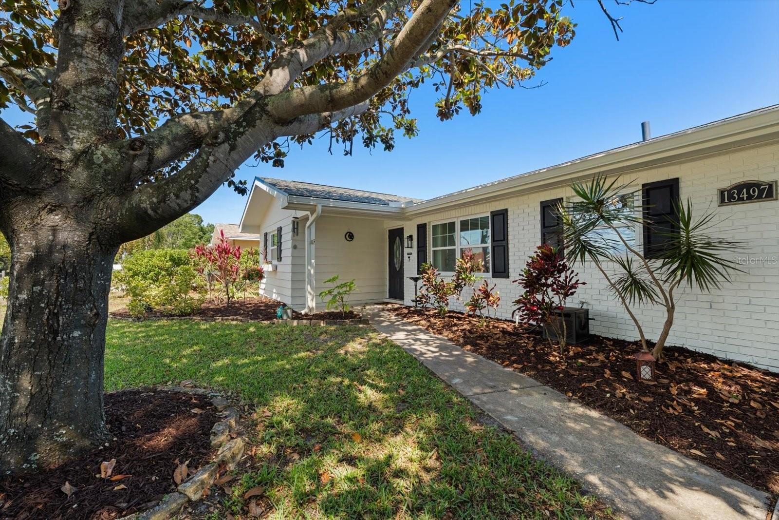 URBAN LAKE ESTATES - Residential