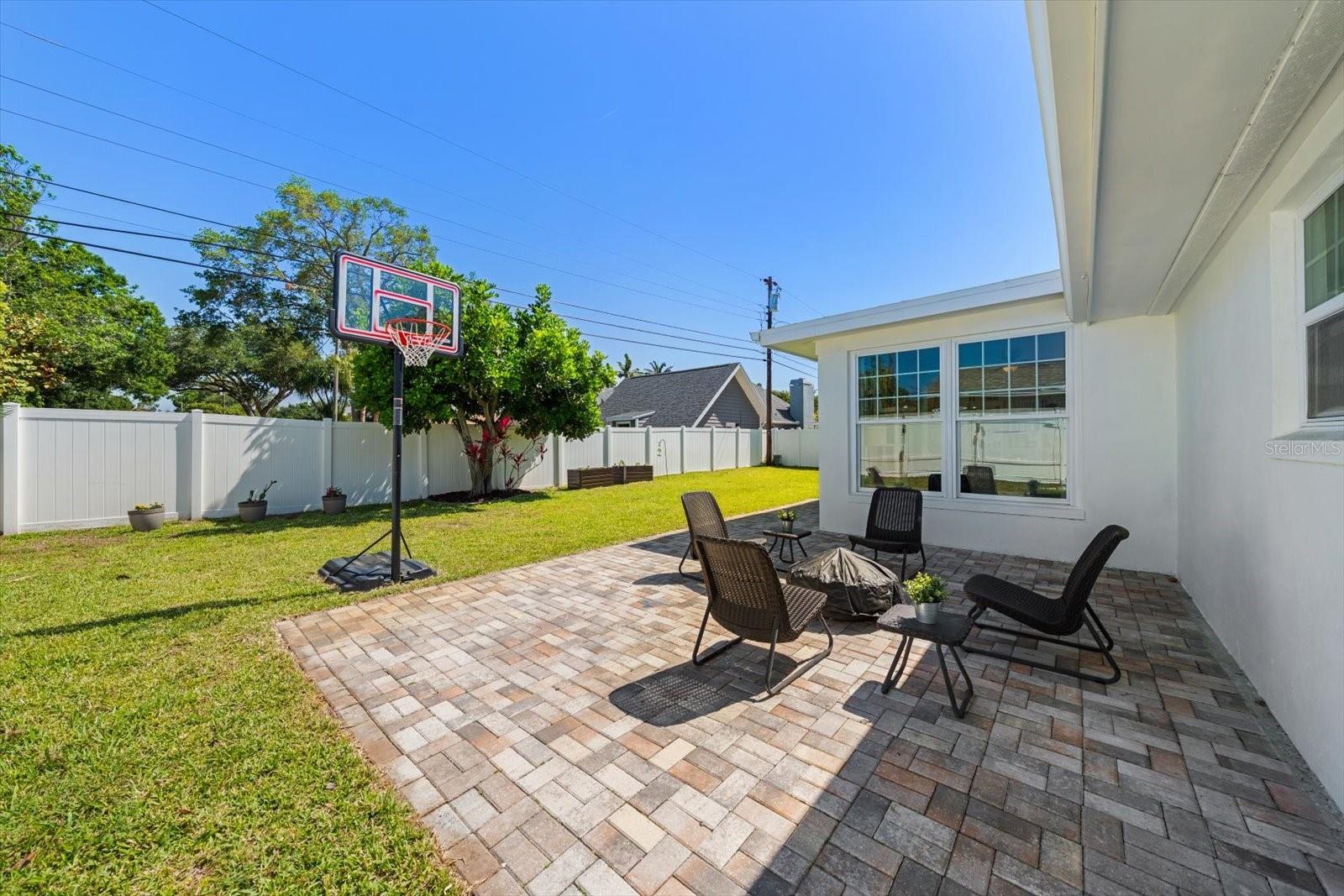 URBAN LAKE ESTATES - Residential