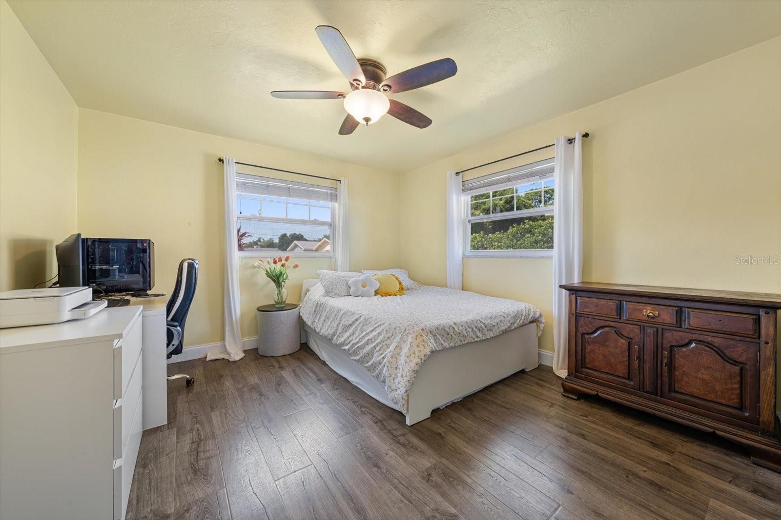 URBAN LAKE ESTATES - Residential