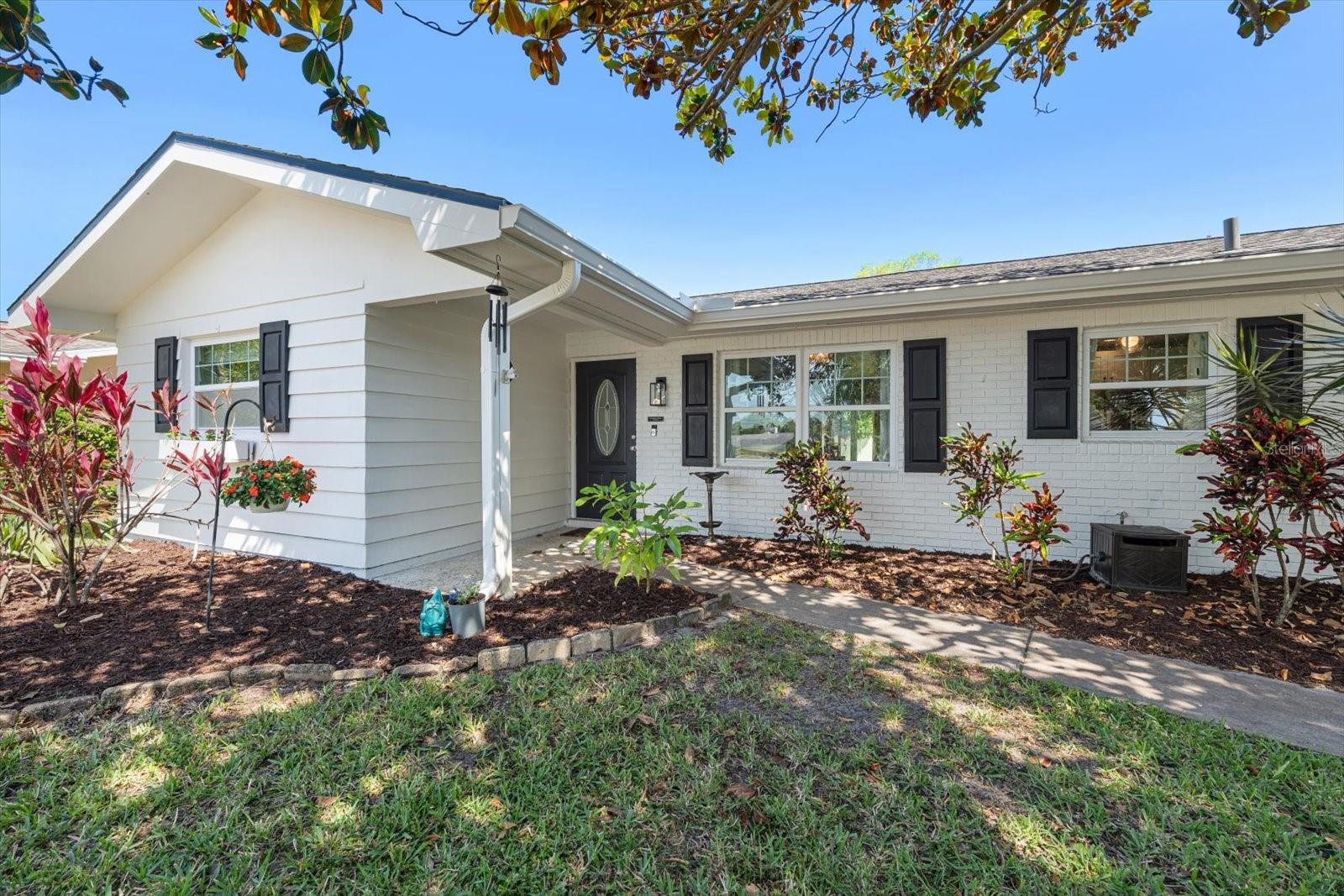 URBAN LAKE ESTATES - Residential