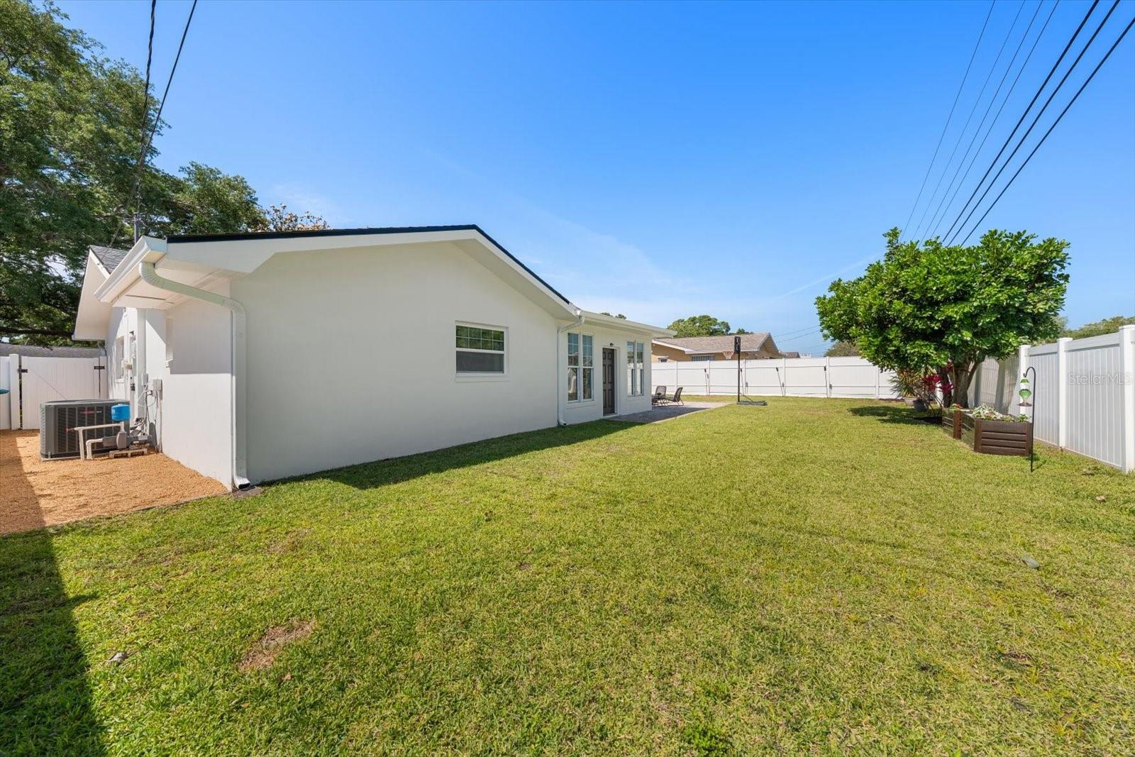 URBAN LAKE ESTATES - Residential