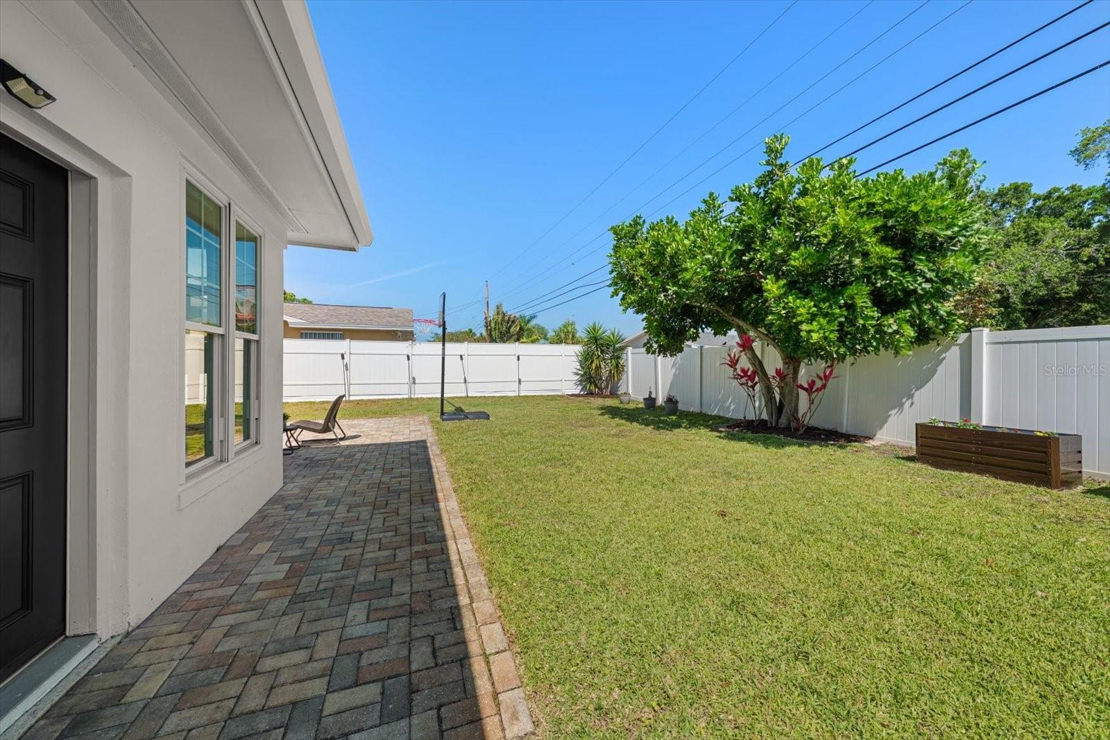 URBAN LAKE ESTATES - Residential