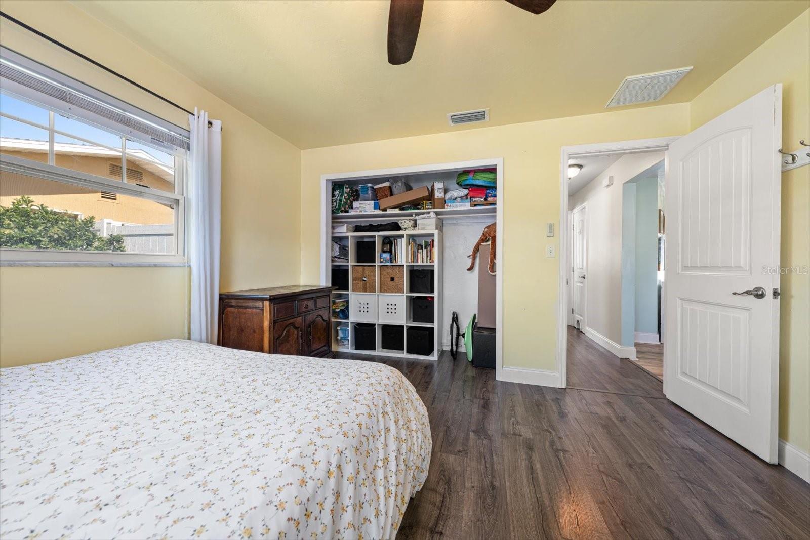 URBAN LAKE ESTATES - Residential