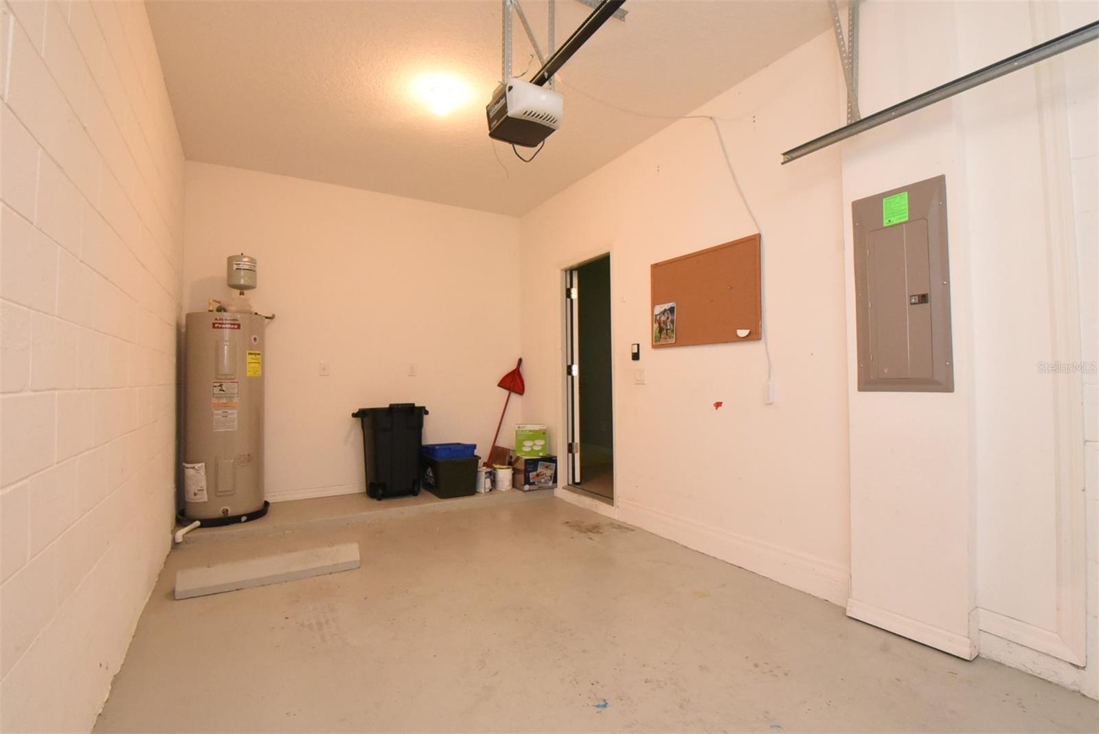 VILLAS AT DEER RUN - Residential Lease