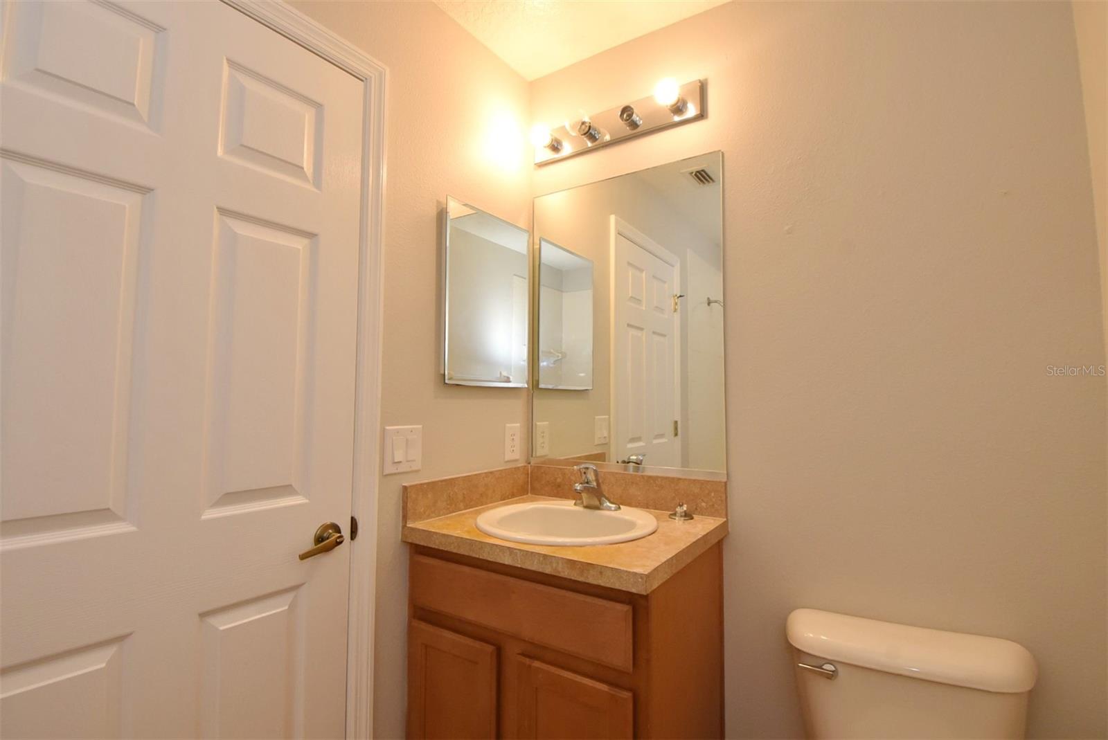 VILLAS AT DEER RUN - Residential Lease