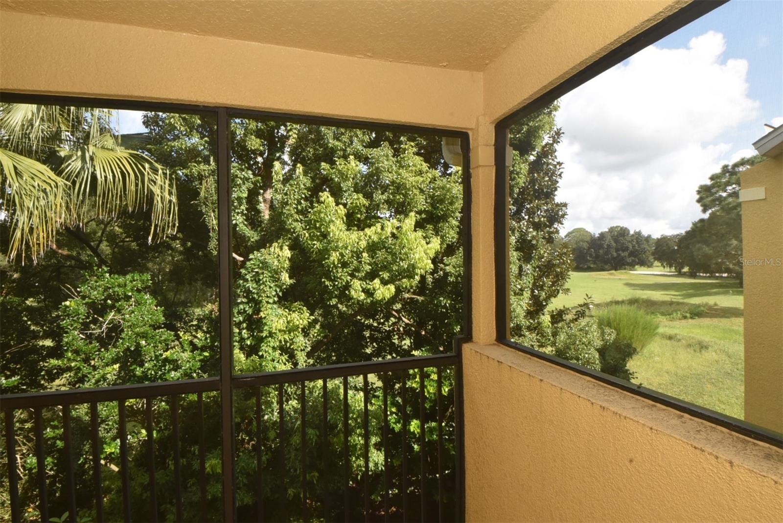 VILLAS AT DEER RUN - Residential Lease