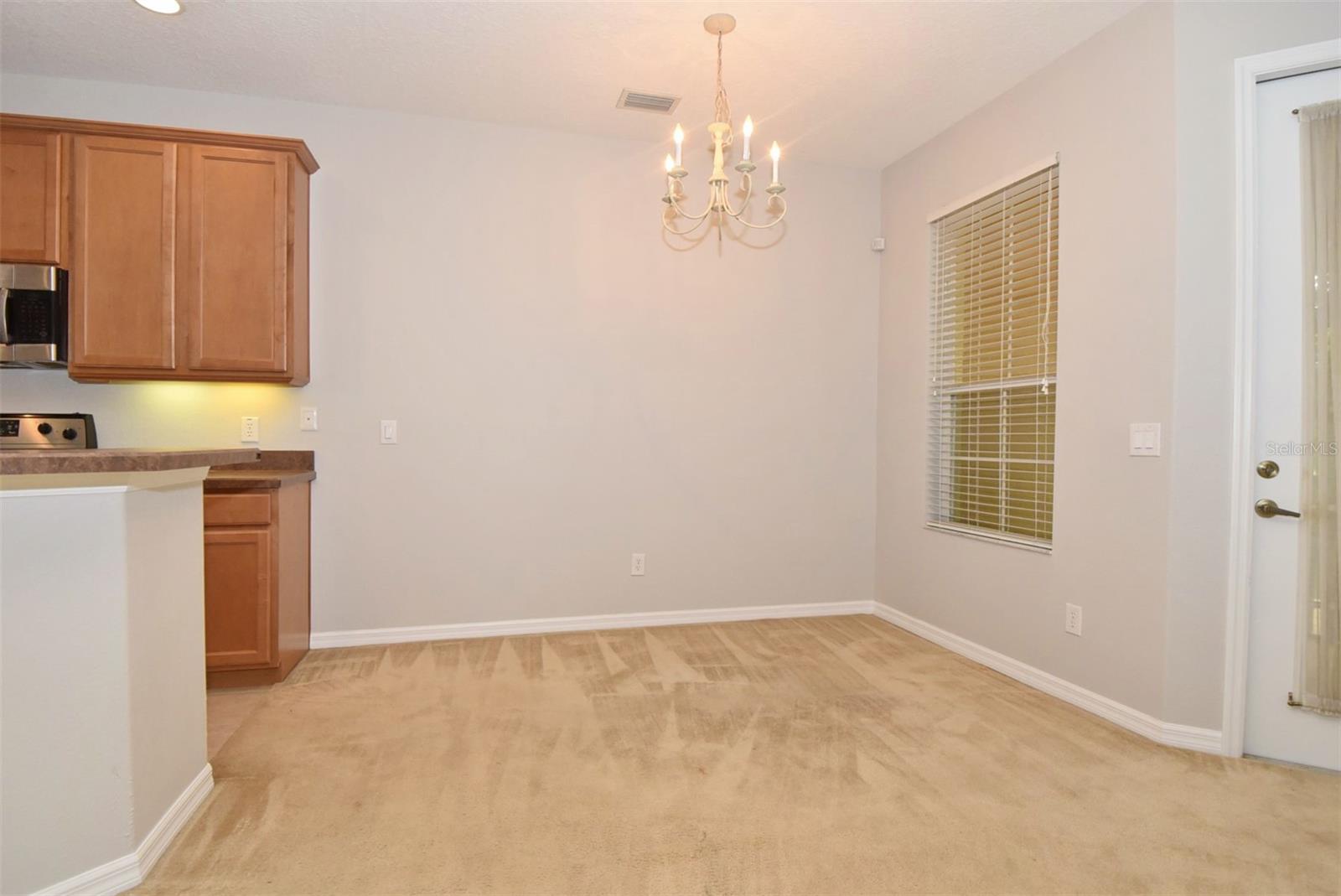 VILLAS AT DEER RUN - Residential Lease