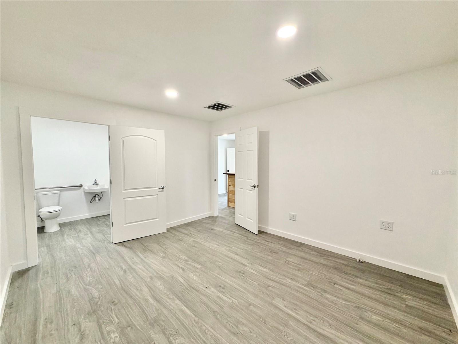 ALLEN WADE SUB - Residential