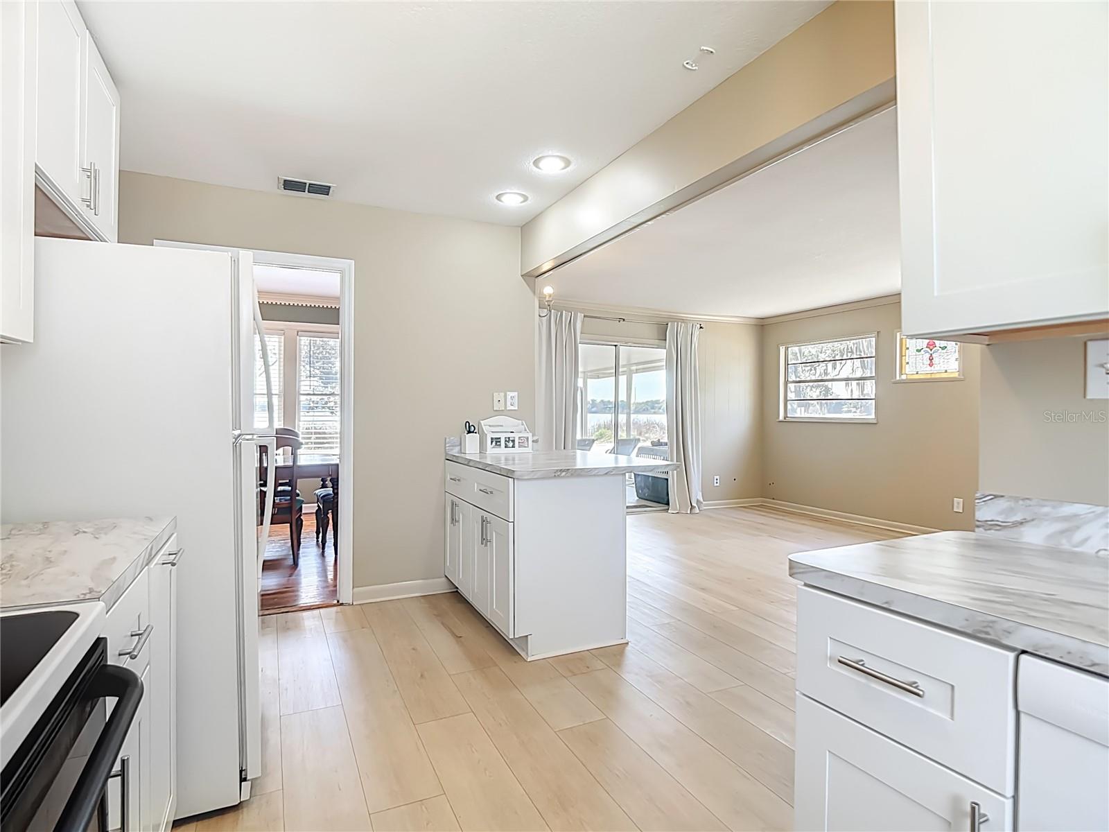 LENA VISTA SUB - Residential