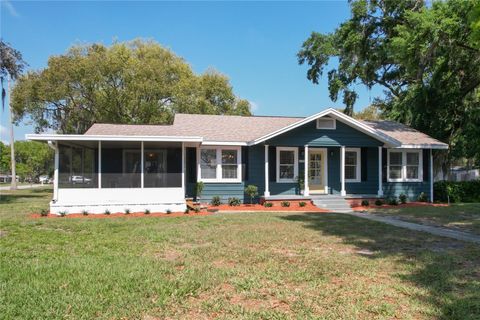Photo of 310 Lake Lena Boulevard, Auburndale, FL 33823 (MLS # W7884229)