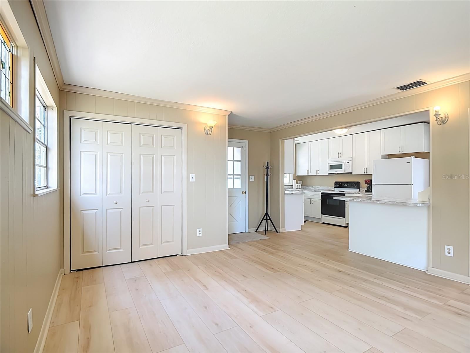 LENA VISTA SUB - Residential