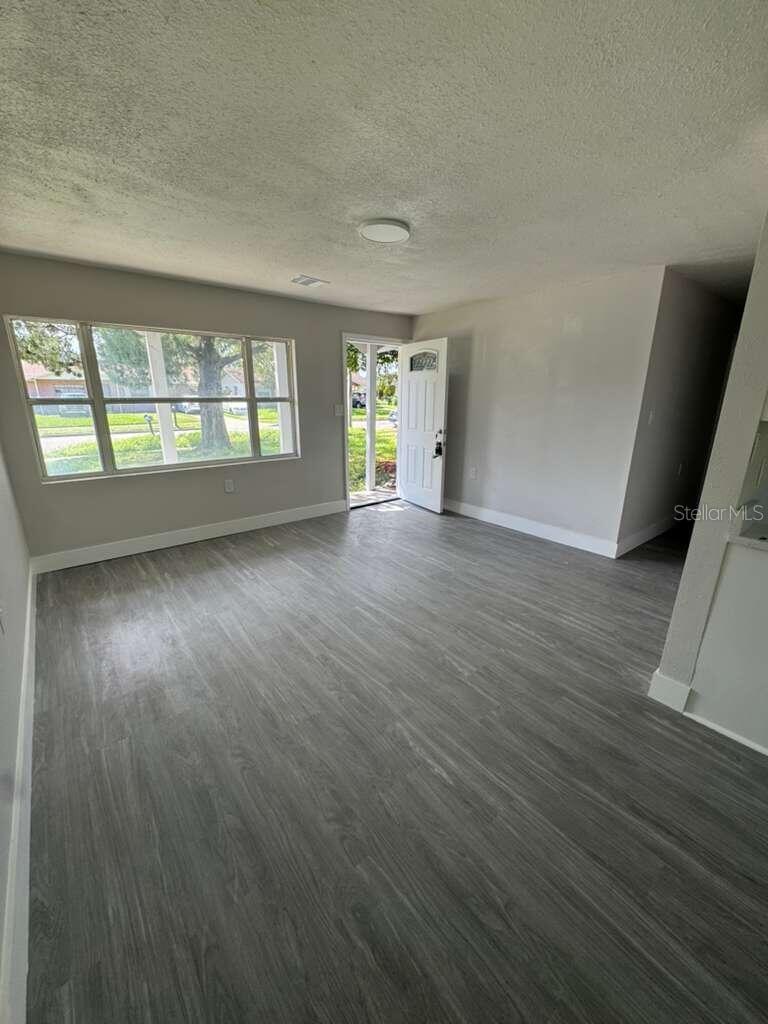 MALIBU GROVES SIXTH ADD - Residential