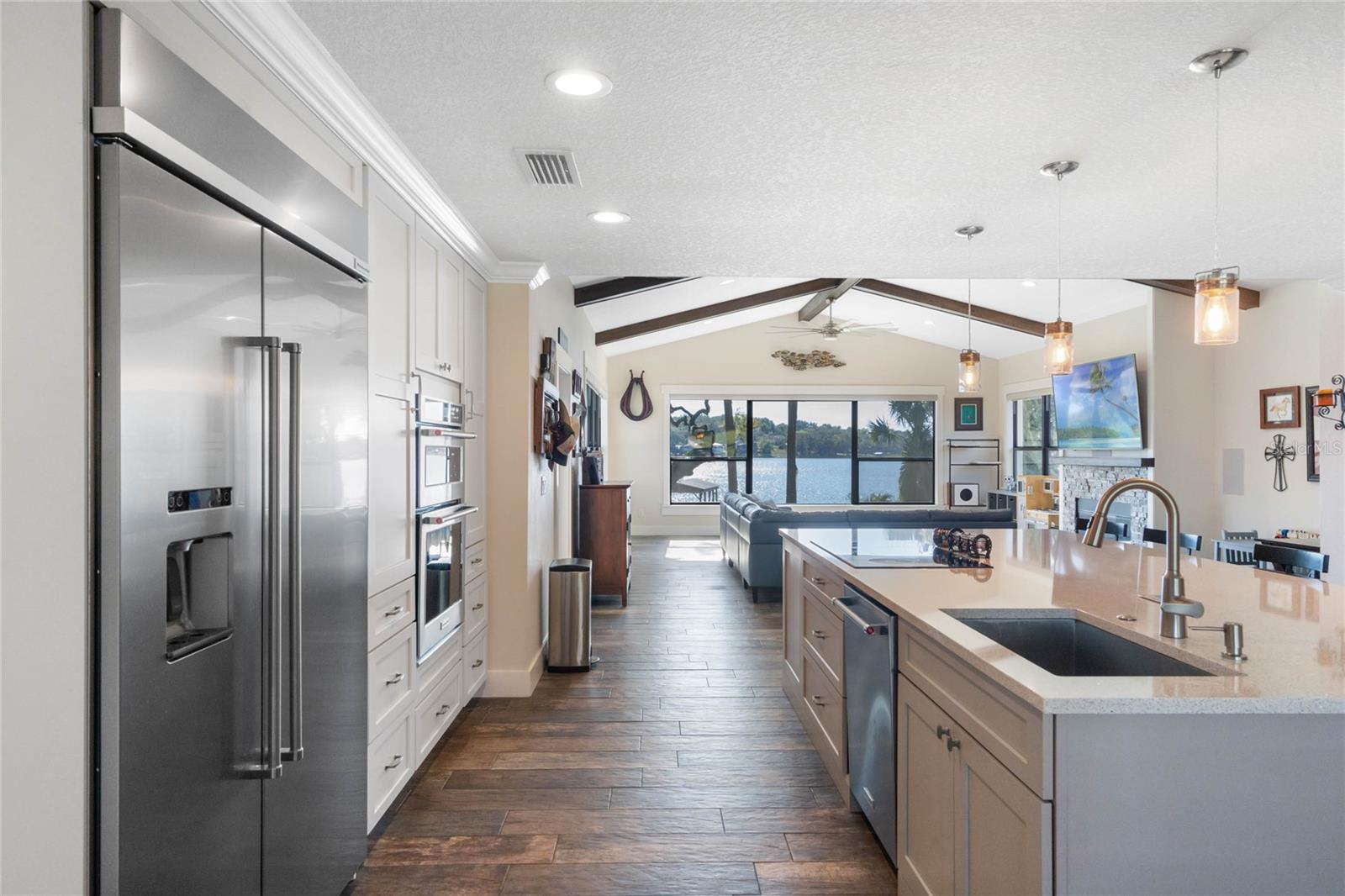 MARTELLE SHORES - Residential