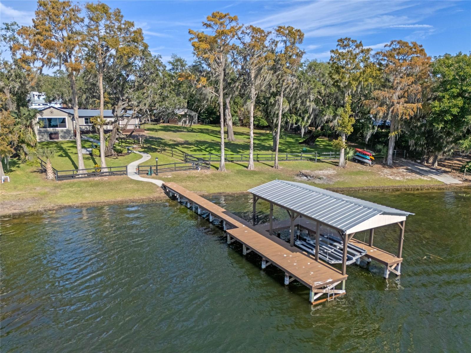 MARTELLE SHORES - Residential