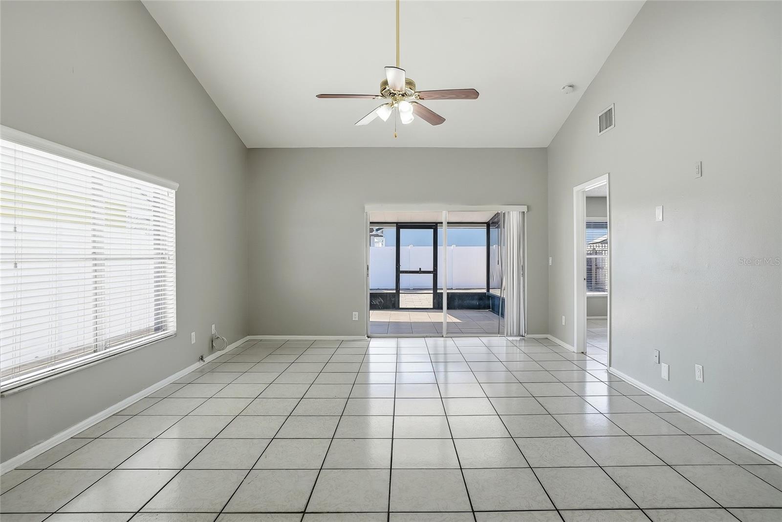 COUNTRYWAY PRCL B TRCT 1 PH - Residential