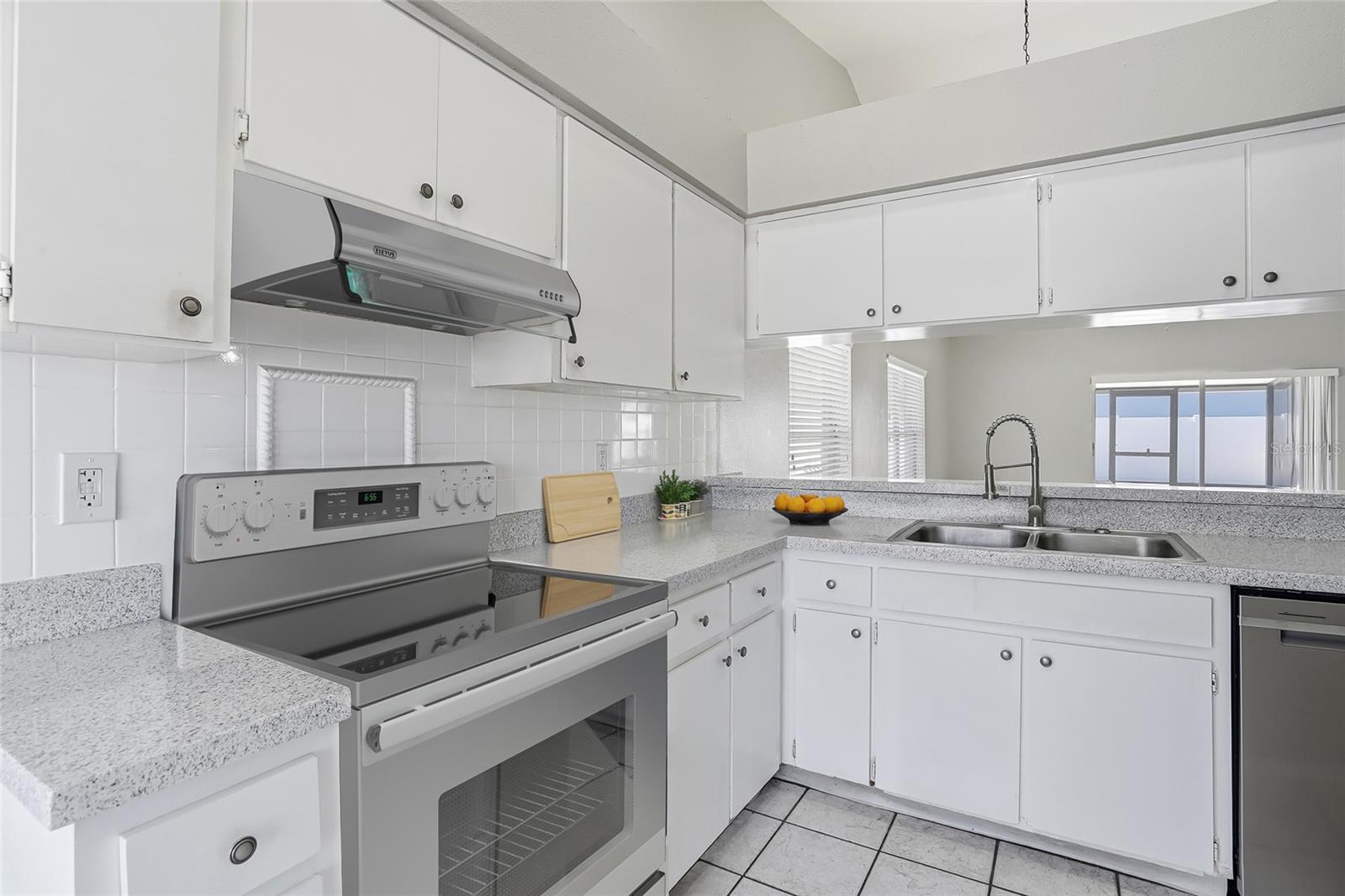 COUNTRYWAY PRCL B TRCT 1 PH - Residential