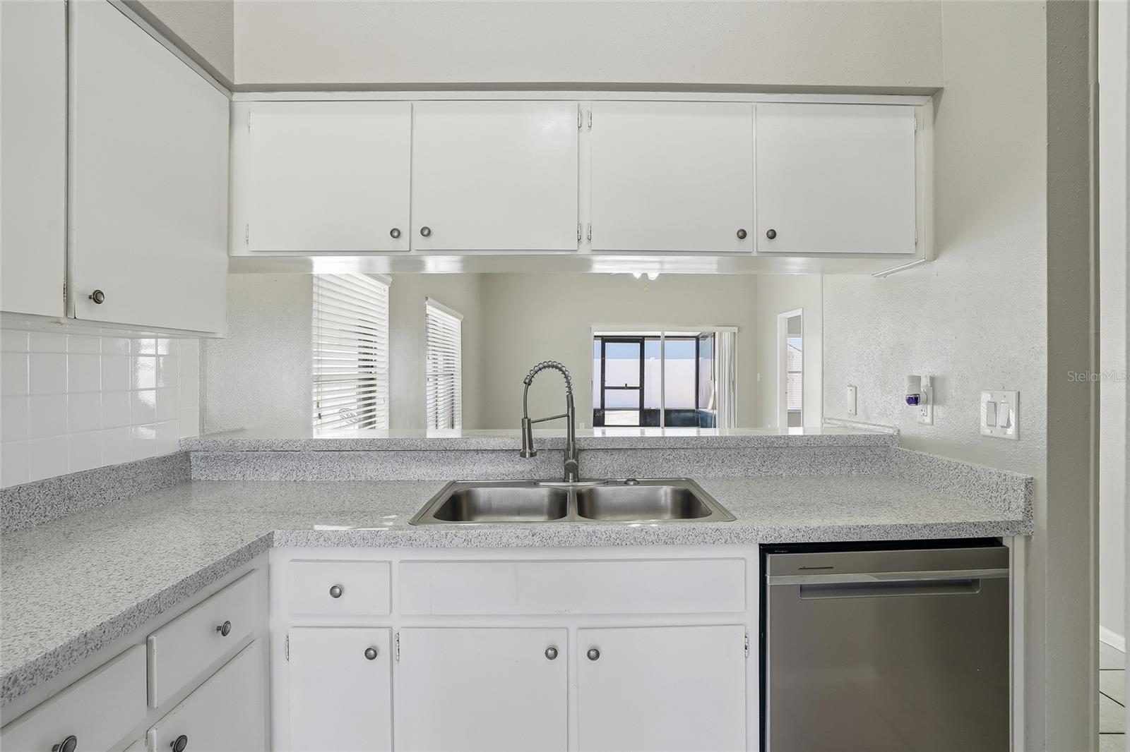 COUNTRYWAY PRCL B TRCT 1 PH - Residential