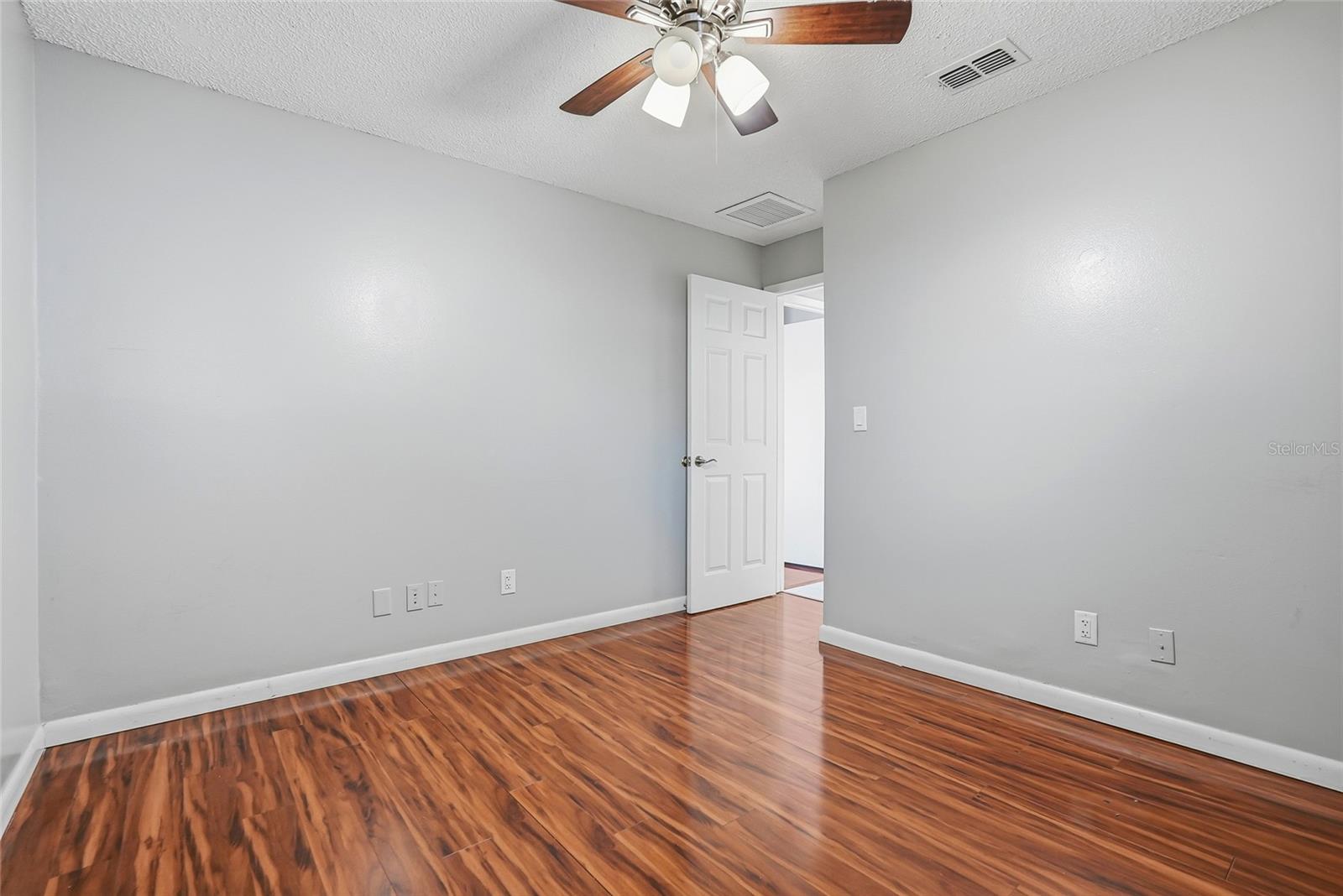 COUNTRYWAY PRCL B TRCT 1 PH - Residential