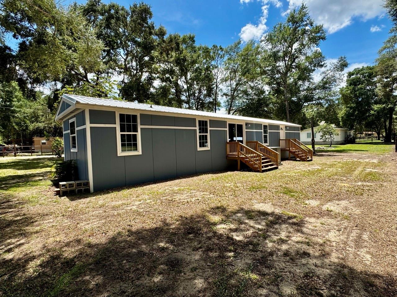 BUCK HILL - Residential