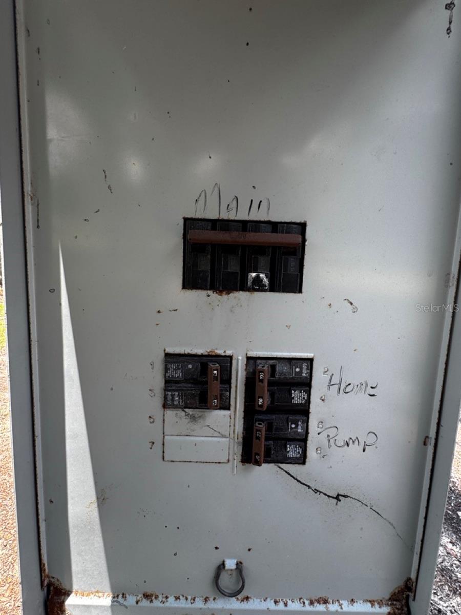 BUCK HILL - Residential