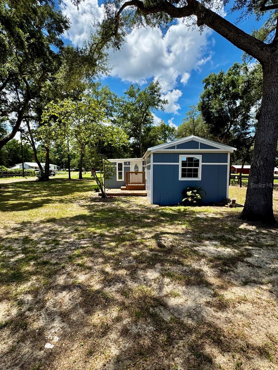 BUCK HILL - Residential