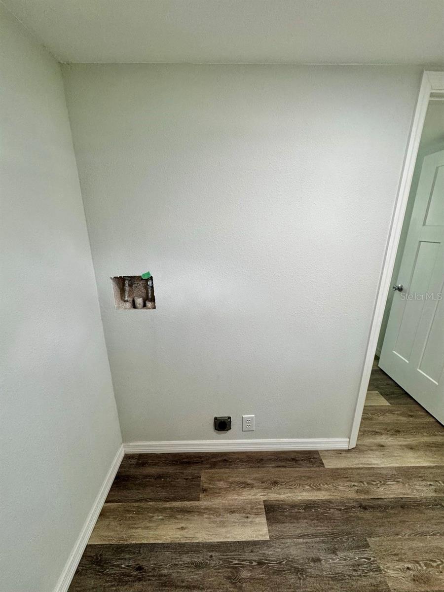 BUCK HILL - Residential