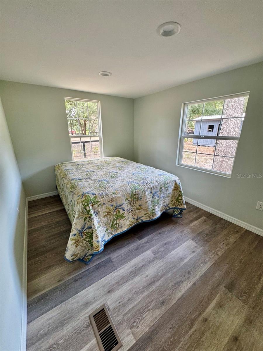 BUCK HILL - Residential