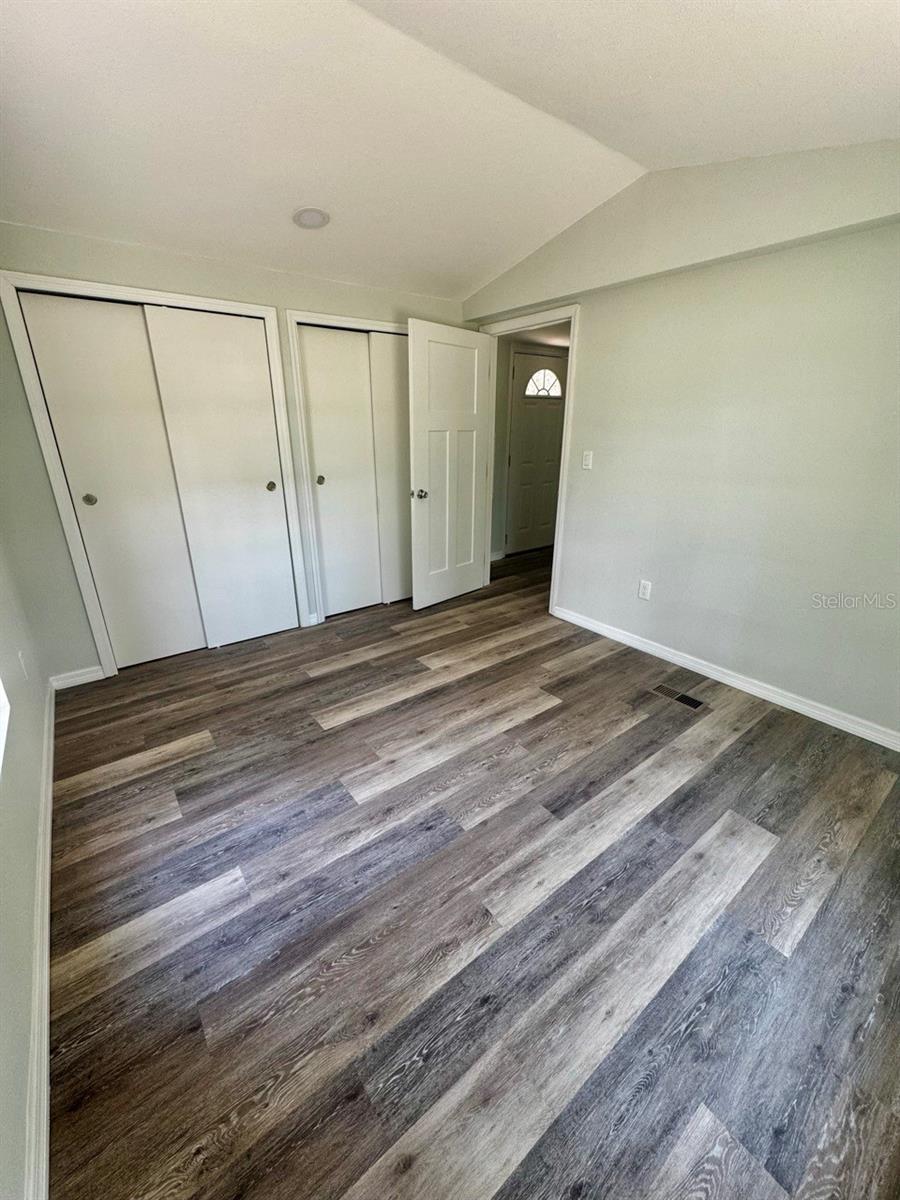 BUCK HILL - Residential