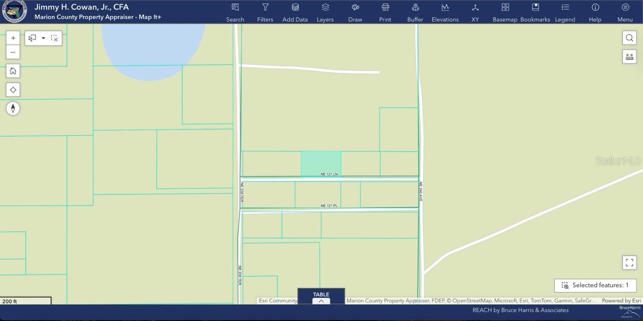 BUCK HILL - Residential