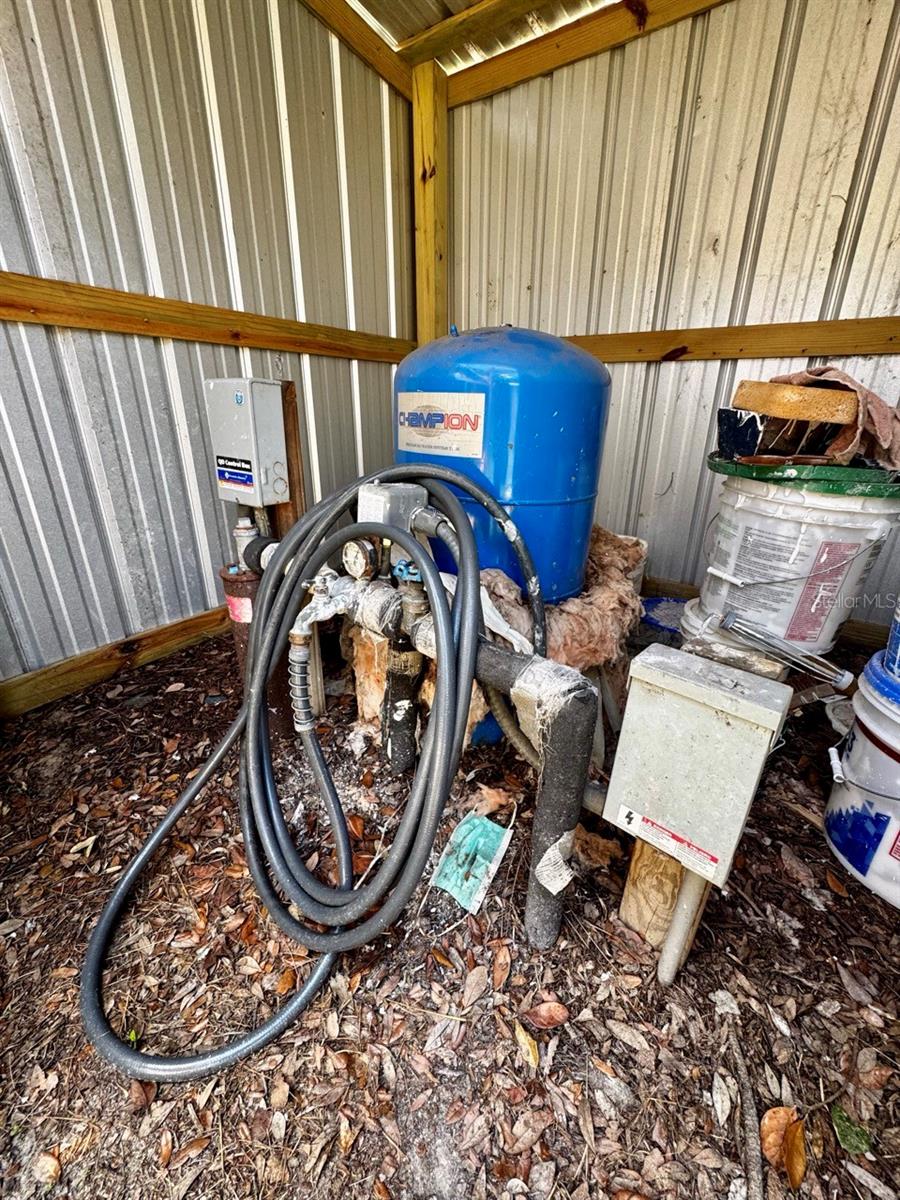 BUCK HILL - Residential