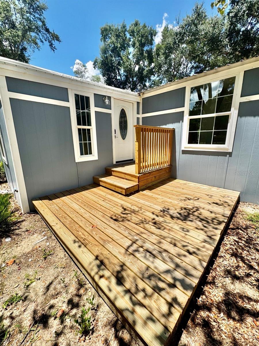 BUCK HILL - Residential