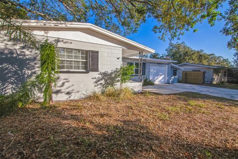 A home in LARGO