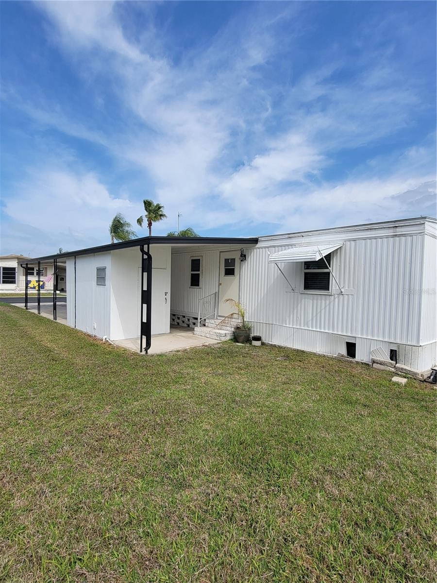 SENATE MANOR UNREC - Residential