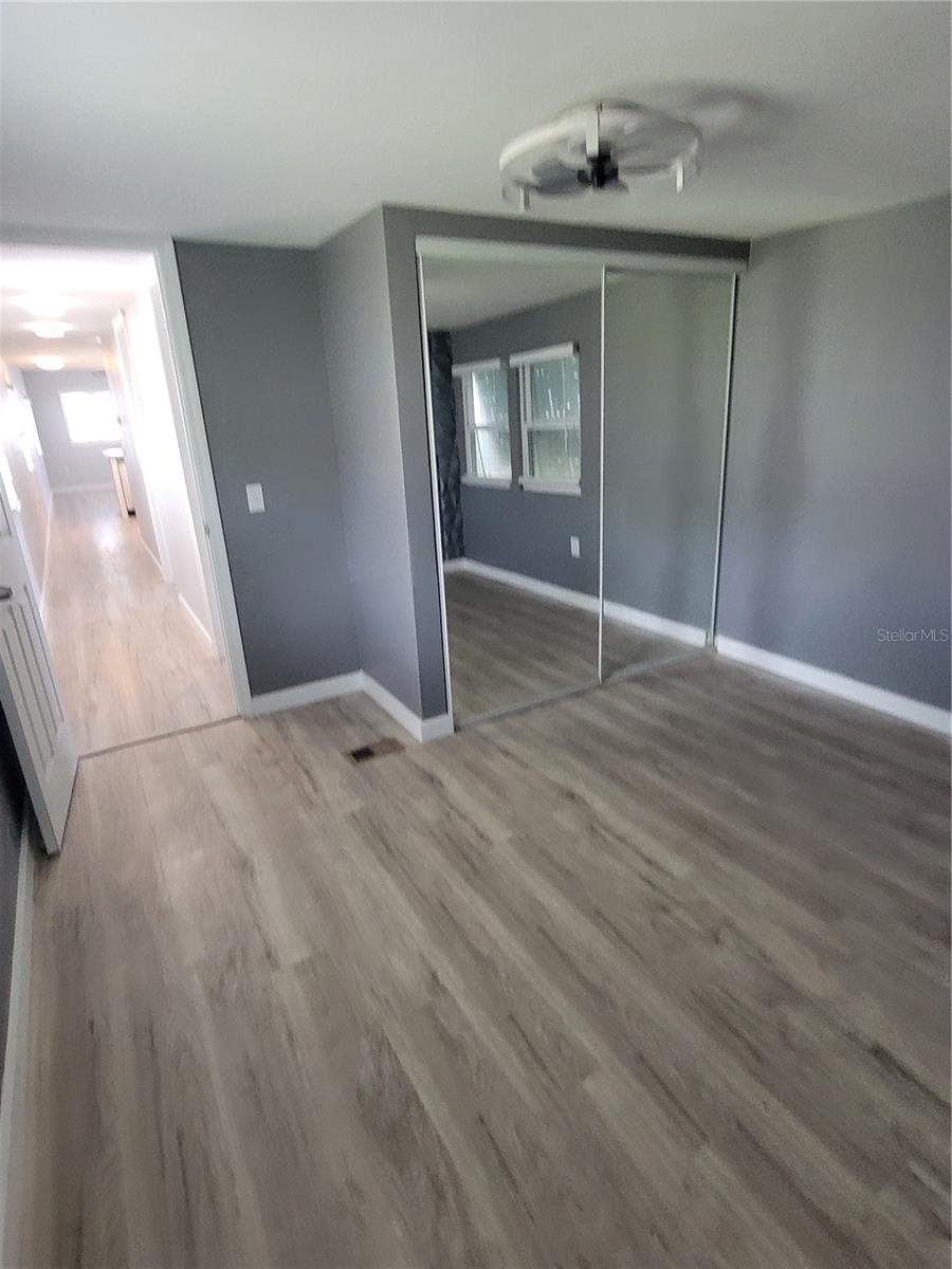 SENATE MANOR UNREC - Residential