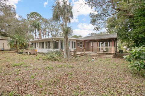 A home in DEBARY