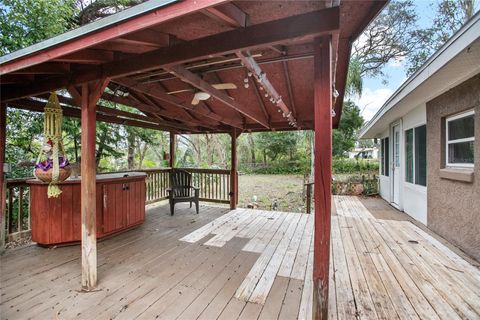 A home in DEBARY