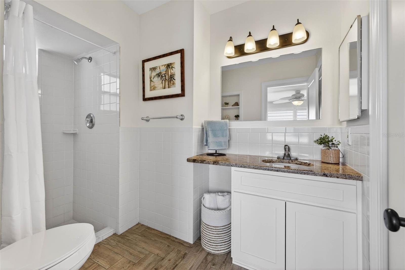 LA HACIENDA REP - Residential