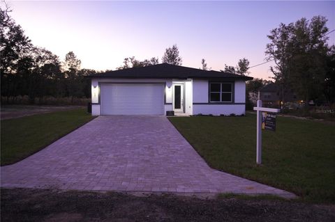 A home in CITRUS SPRINGS