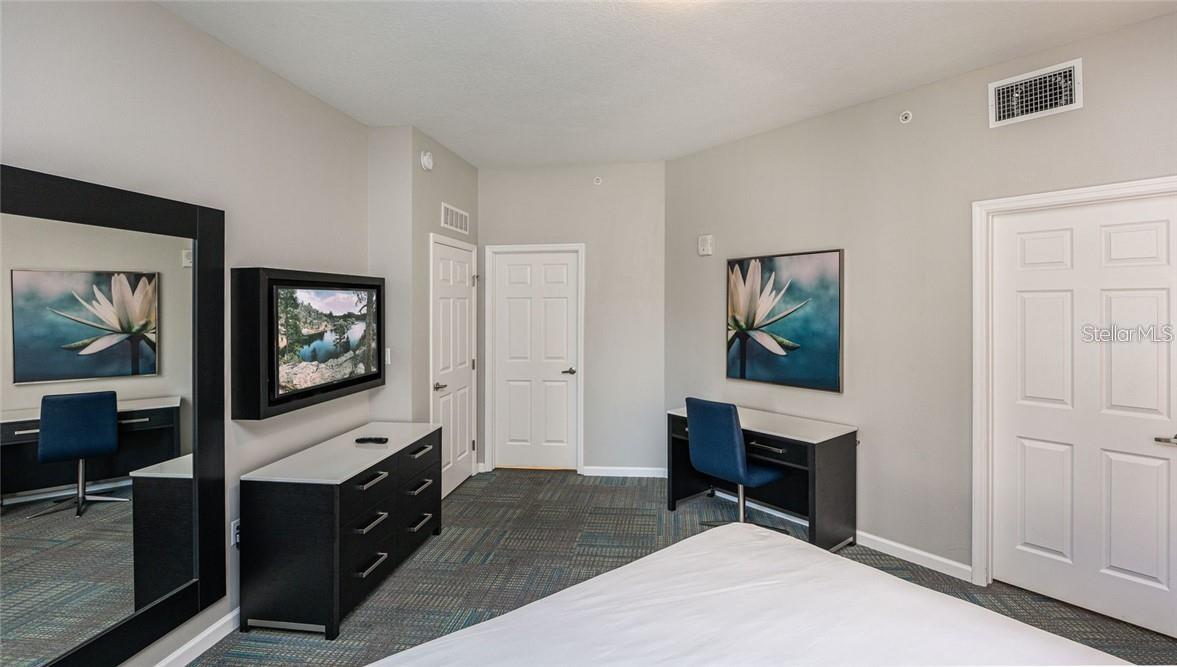 GROVE RESIDENCE & SPA HOTEL CONDO - Residential