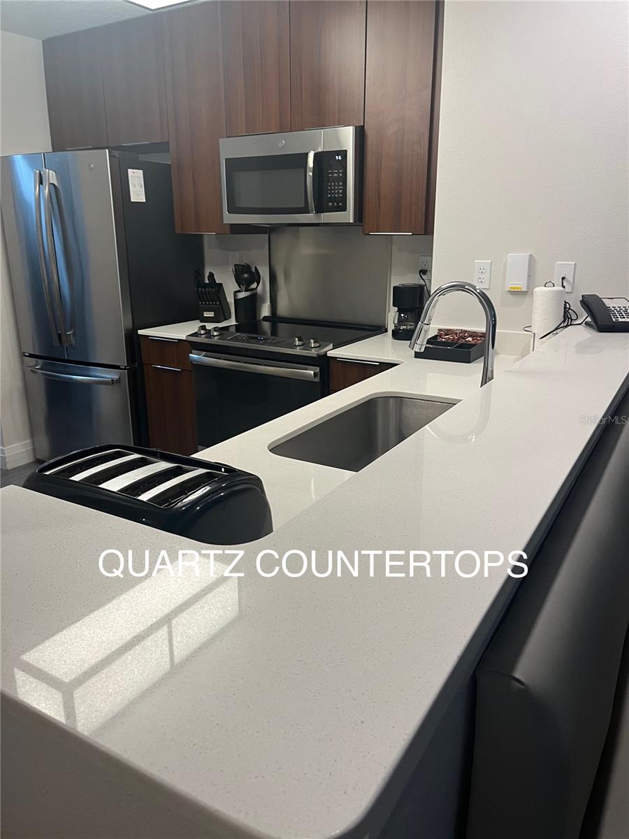 GROVE RESIDENCE & SPA HOTEL CONDO - Residential